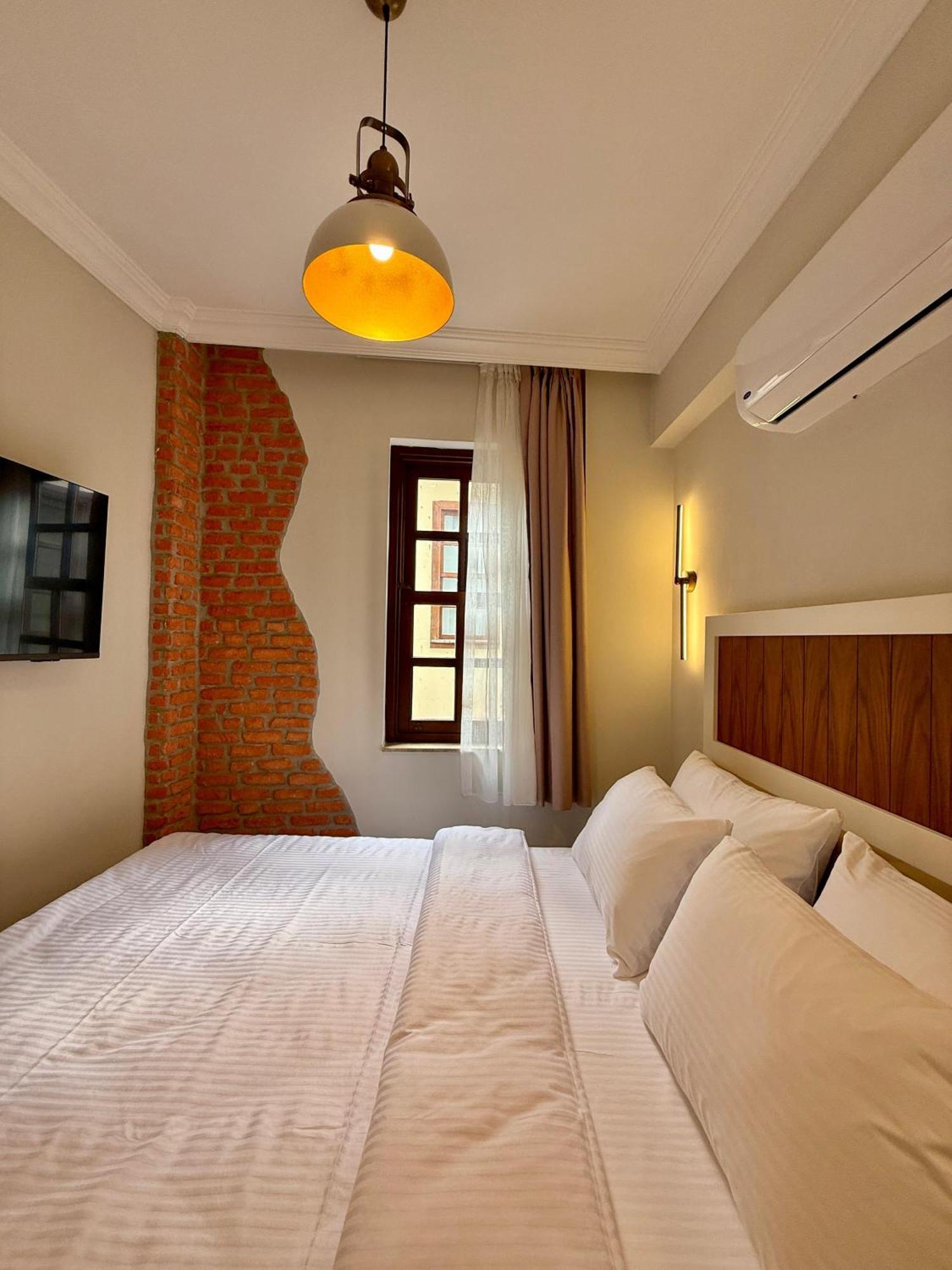 Adria Otel *