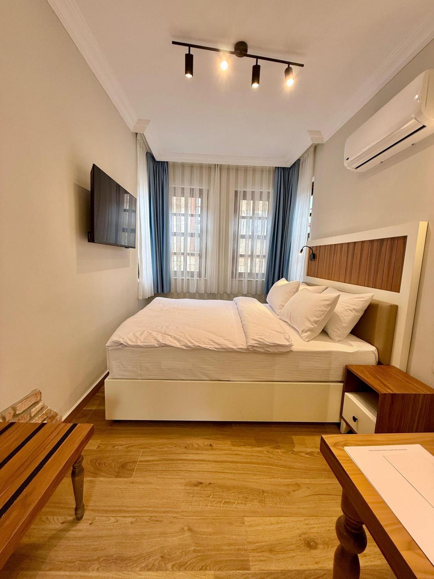 Otel Adria