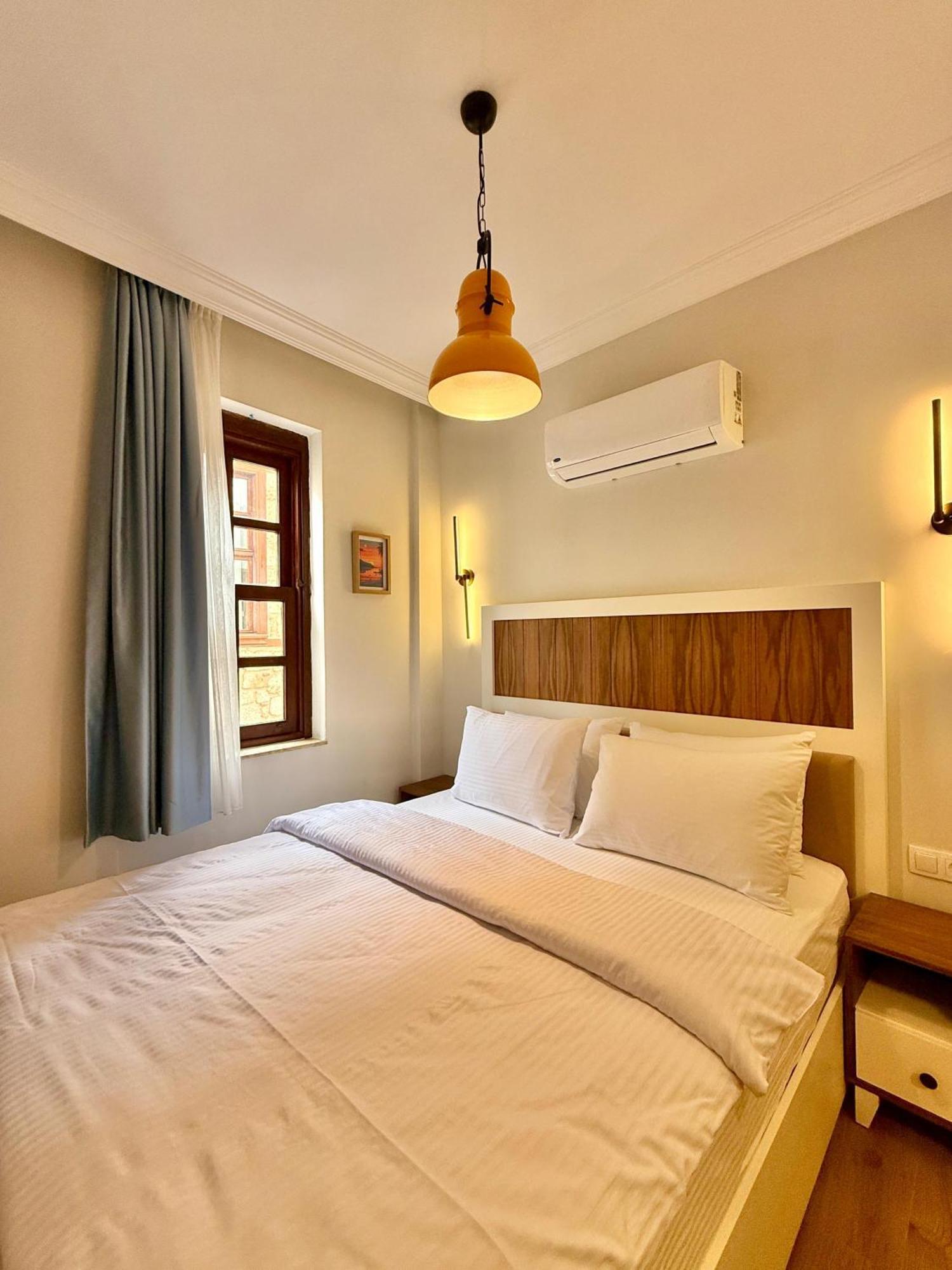 Otel Adria *