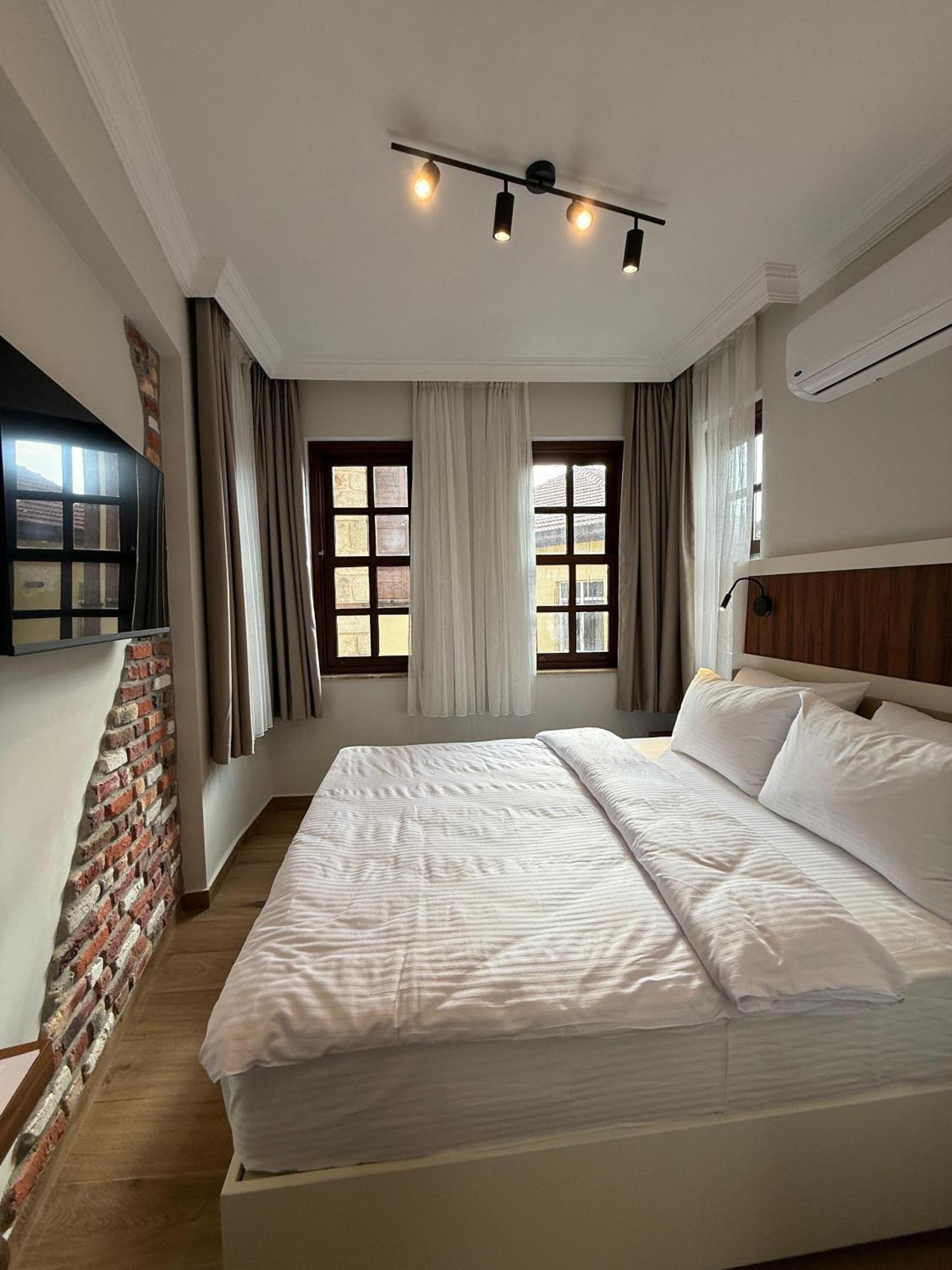 Adria Otel