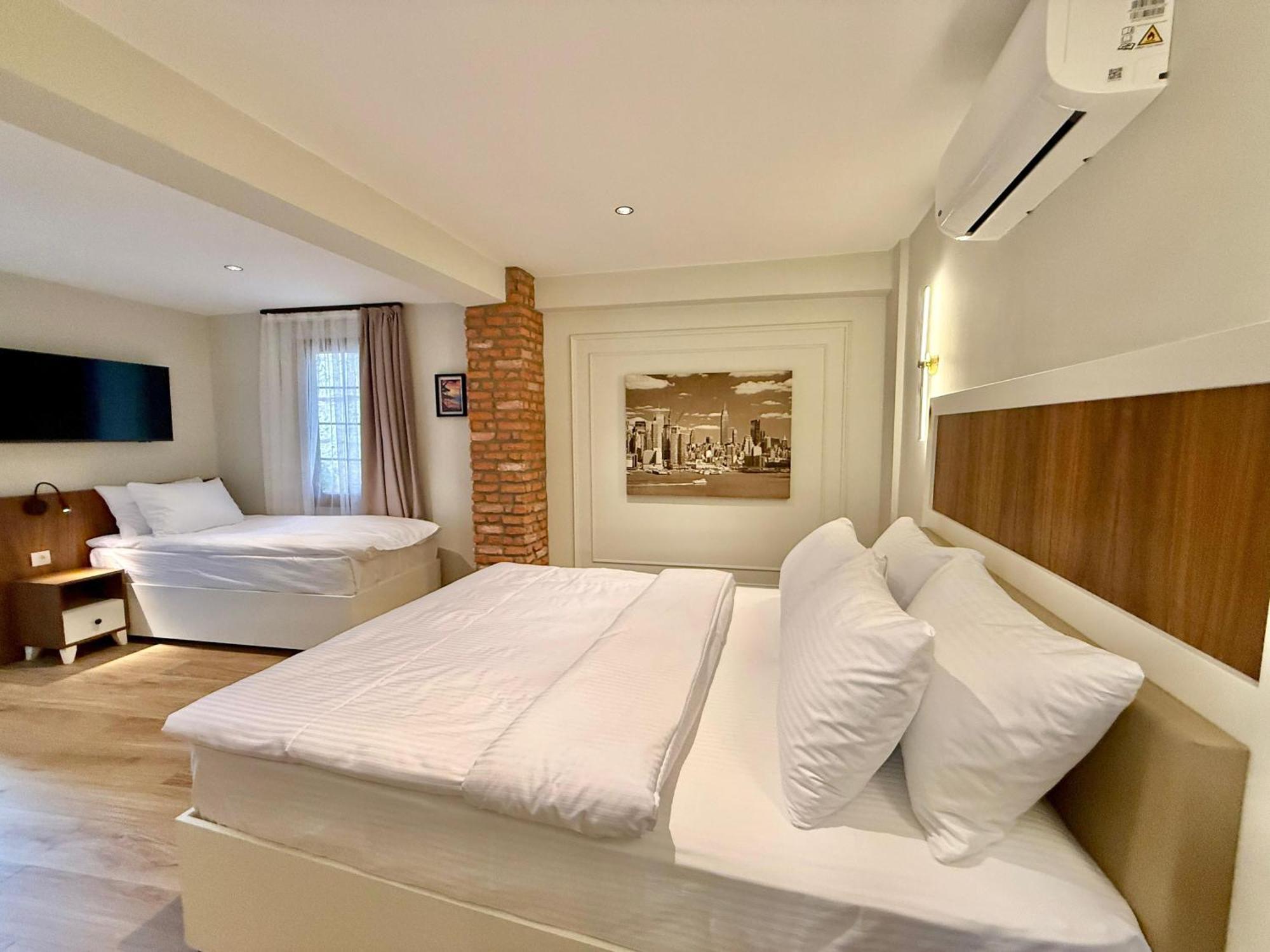 Adria Otel