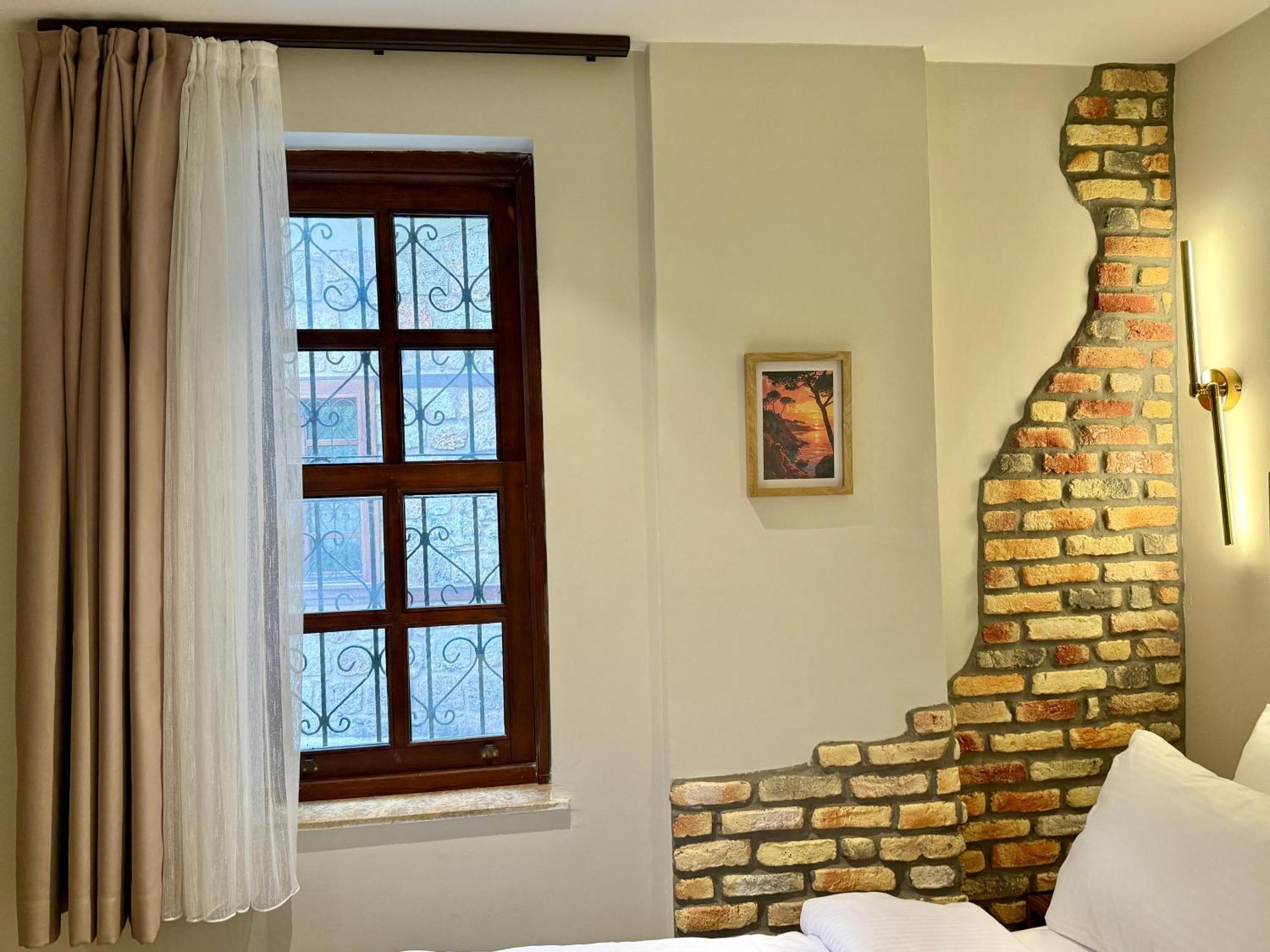 Adria Otel