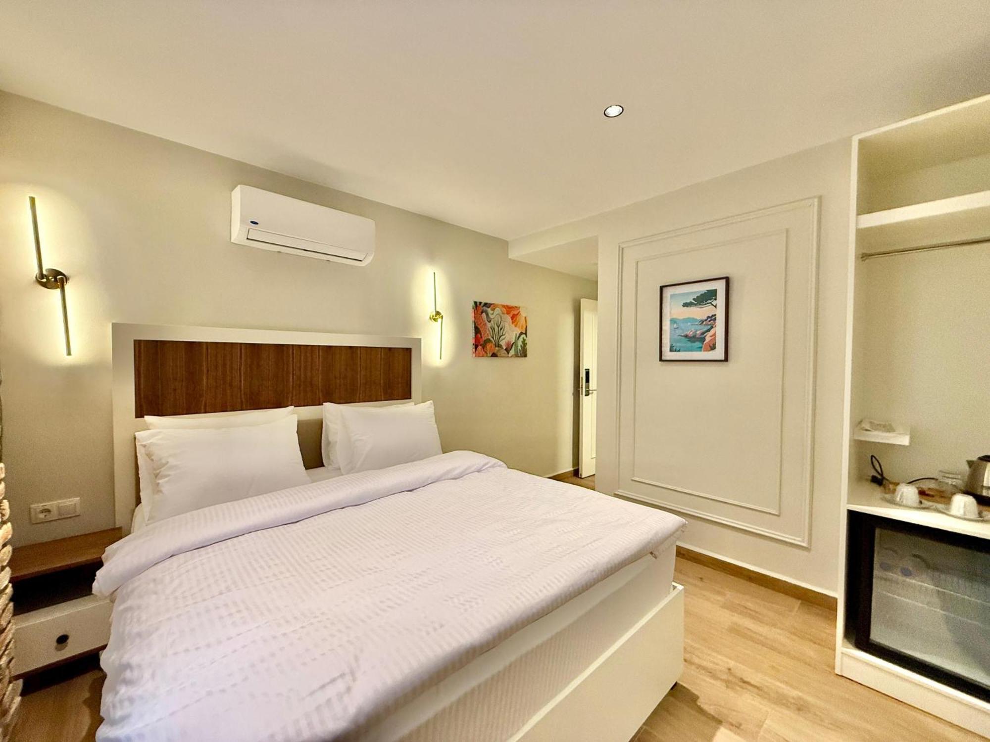 Adria Otel *